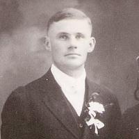 Edmund Frank Lewandowski